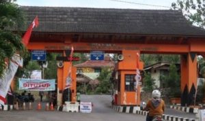 Foto: Tempat Pemungutan Restribusi Pantai Baron